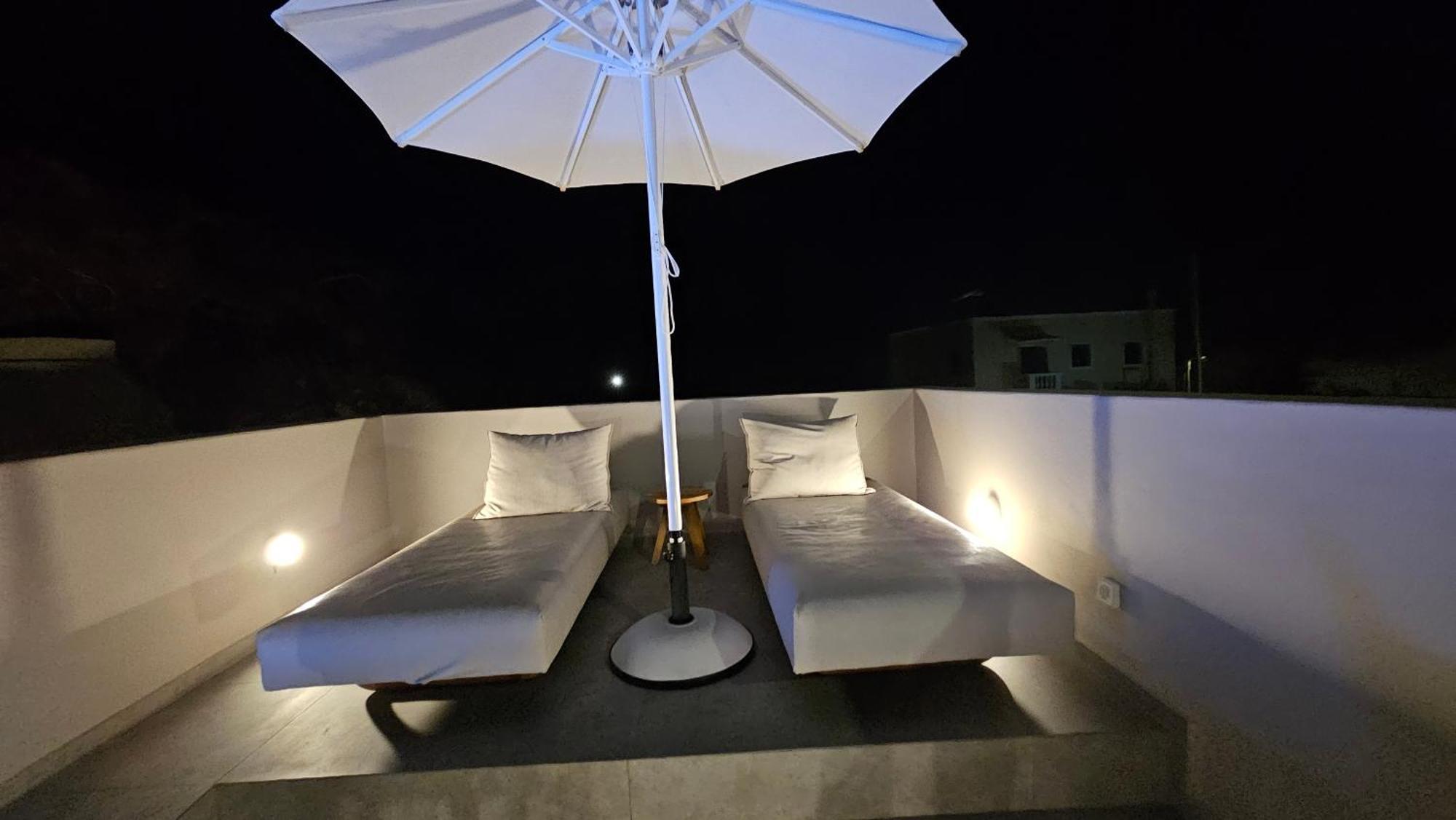 Petroma Cave Suites Vourvoúlos 部屋 写真